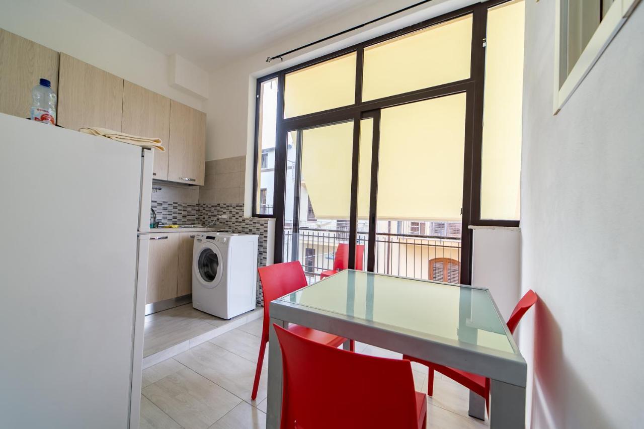 Naranji House Red Relax Apartment อัลตาวิลลา มิลิเชีย ภายนอก รูปภาพ